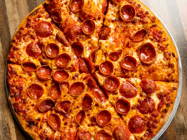 Hot Fresh Cheesy Pepperoni Pizza